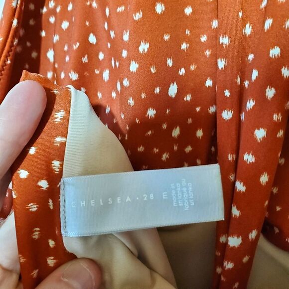 Chelsea28 Convertible One-Piece Swimsuit - Picture 7 of 8